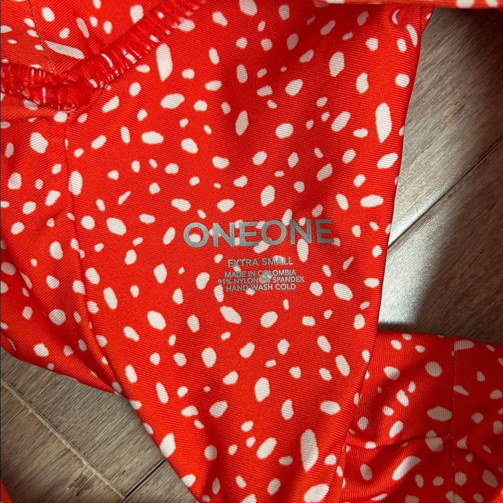 ONEONE KAMERON JESSE BIKINI Red Polka Dot Bikini Set triangle top retro pinup - Picture 9 of 12